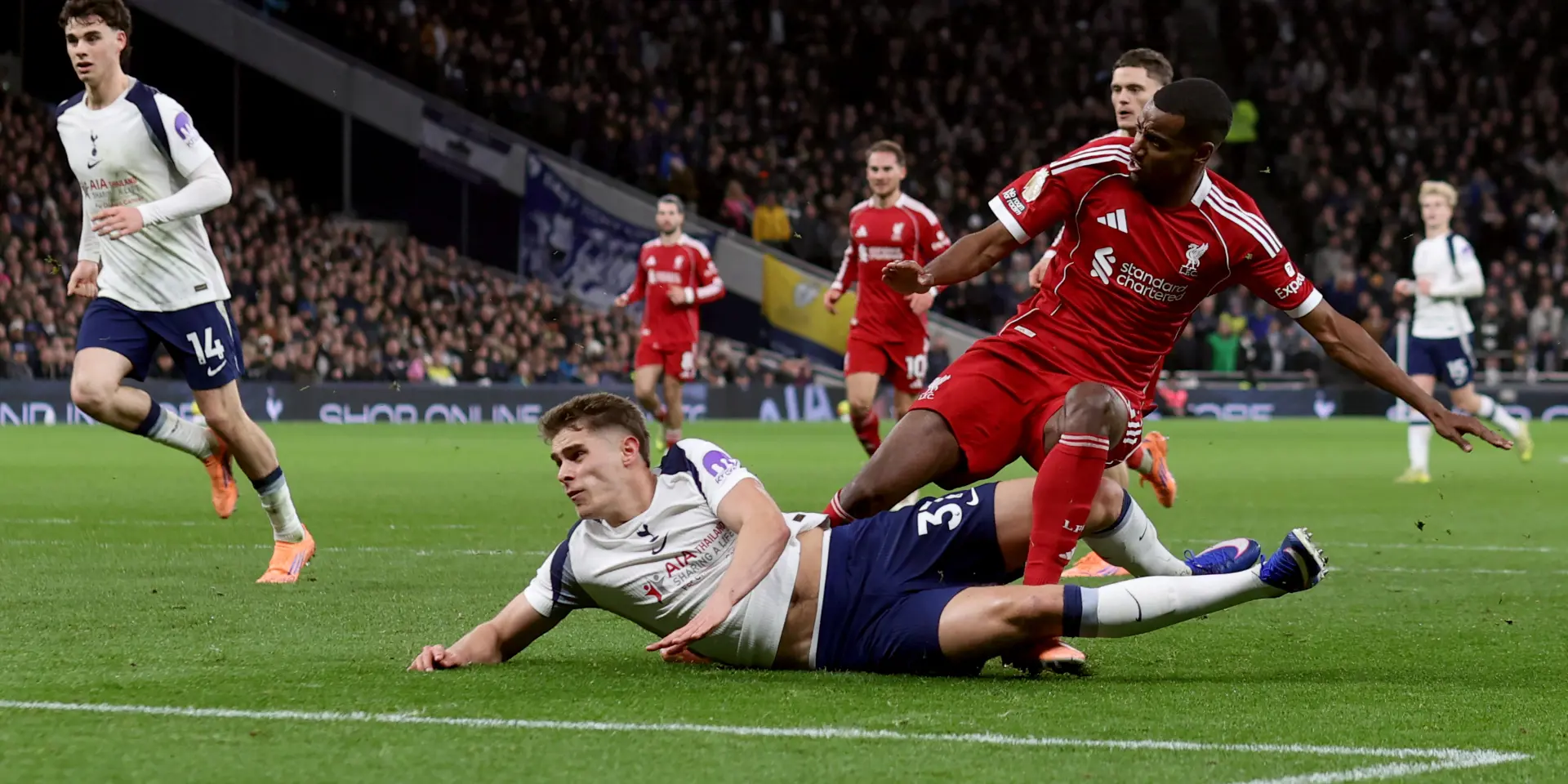 Isak set for extended spell on the sidelines after controversial Spurs challenge